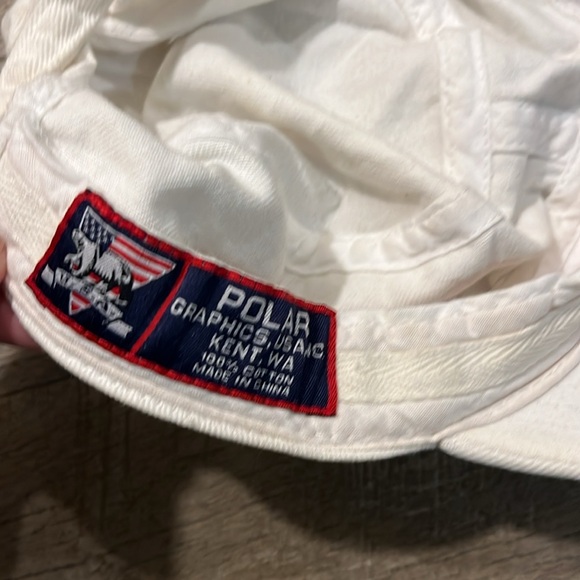 Polar hats - Picture 4 of 4